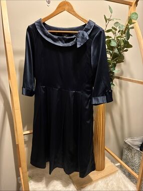 Valentina 100% Silk Made in Italy Pleated Dress with Bow Collar